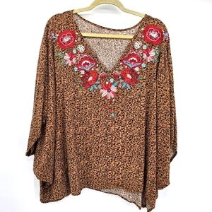 Savanna Jane Womens Shirt Dolman Sleeve Vneck Embroidered Floral Leopard 1xl